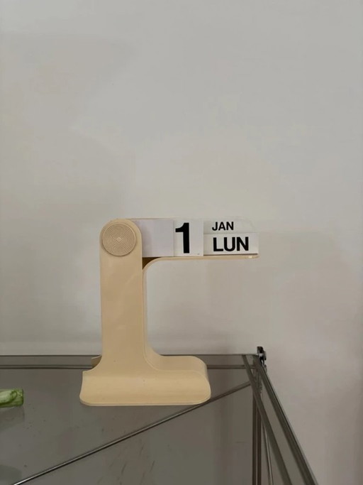 Enzo Mari eeuwigdurende kalender – Timor model – Danese Milano