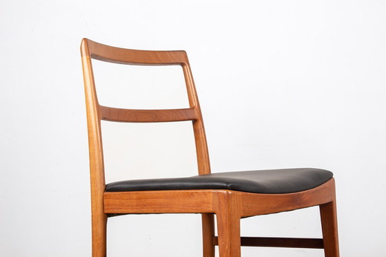 Image 1 of Set of 4 Danish chairs in teak and new leather, model 430 by Arne Vodder for Sibast, 1960.