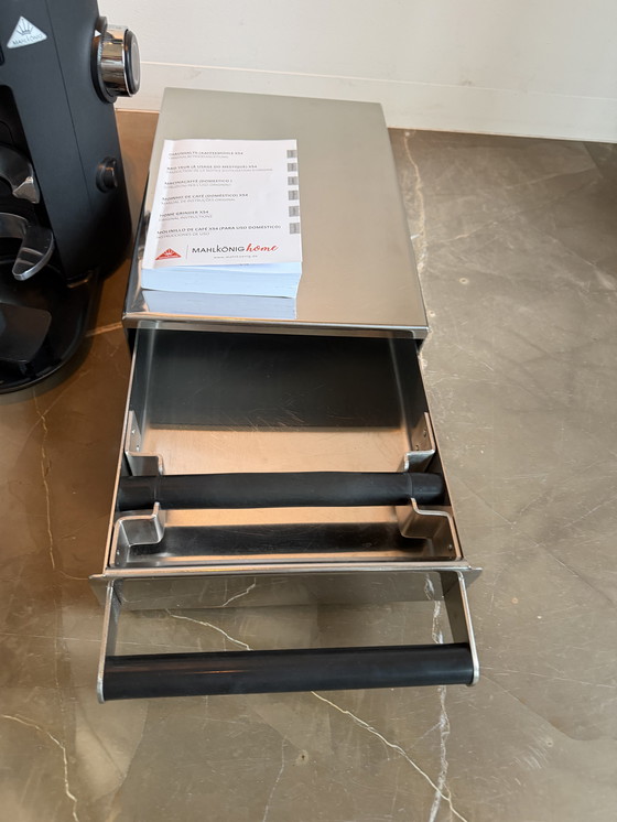 Image 1 of Koffiemolen + uitklop bak Mahlkonig