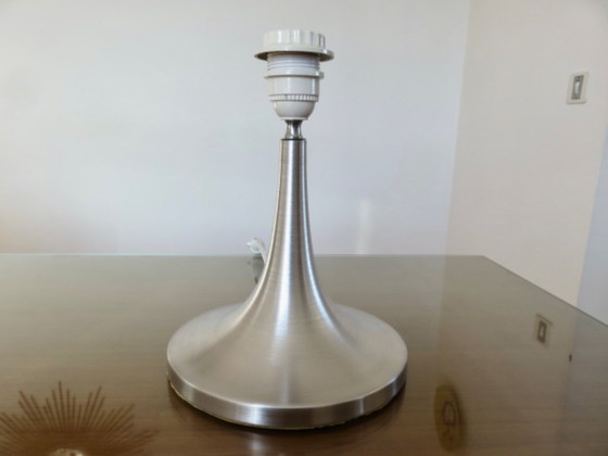 Image 1 of Lampe pied tulipe en métal brossé, 70's