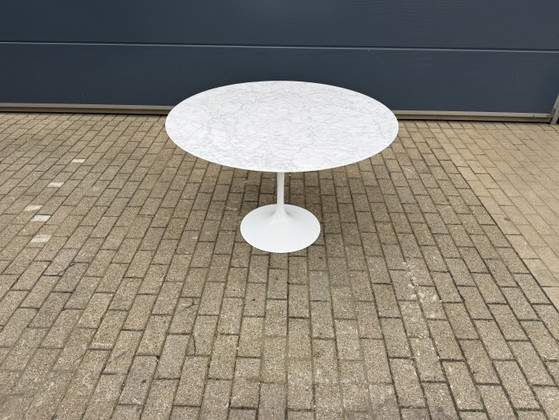 Image 1 of Original Round Knoll Tulip Dining Table (120cm) Carrara Marble New condition!!