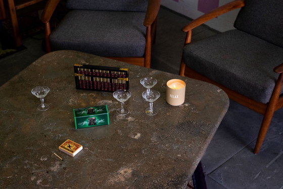 Image 1 of Mesa de centro hecha de roca de aguas profundas