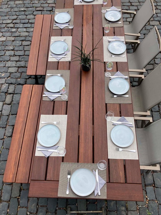 Image 1 of Tuintafel "Royal" 10-12P. Braziliaanse Walnoot - Ambacht