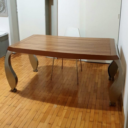 De Split uitschuifbare tafel van Ron Arad voor Poltronova 1990