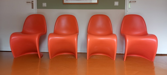 4x Vitra Verner Panton Stoelen – Eetkamerstoelen, Plastic (photo 4 of 12)