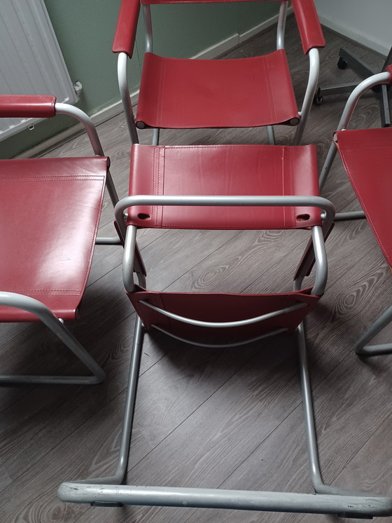 Image 1 of Der Büro-Essbereich-Stuhl Marcel hat 4 Stück von Breuer.