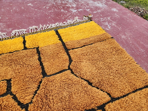 Image 1 of Handcrafted Beni Ouarain Moroccan Rug 220x212cm – Premium Wool Berber Carpet – Amber & Black Abstract Geometric Design