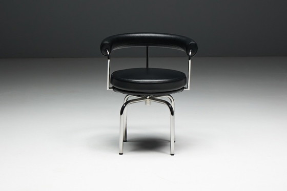 Image 1 of LC7 Stühle von Charlotte Perriand, Le Corbusier und Pierre Jeanneret für Cassina, Italien, 1980er Jahre