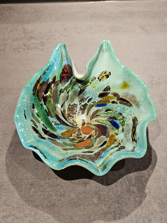 Image 1 of Ciotola vintage di Murano in vetro artistico soffiato a bocca con murrine policrome. Italia anni '60.