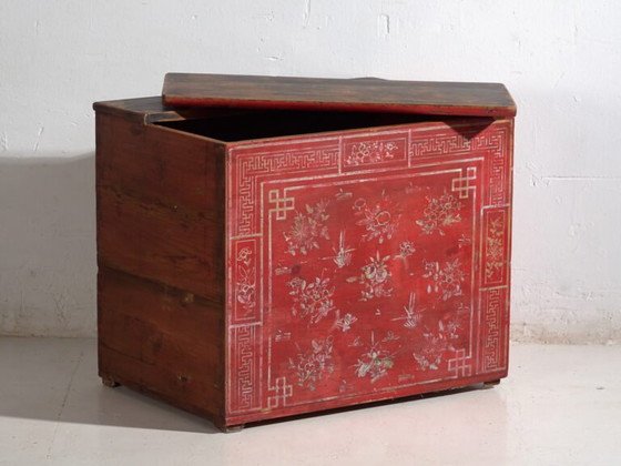 Baule cinese antico dipinto in legno di pino – Dongbei, circa 1930 – Armadi contenitori (photo 19 of 40)