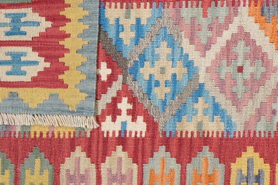 Image 1 of Hand-woven kilim gashgai 303 x 89 cm