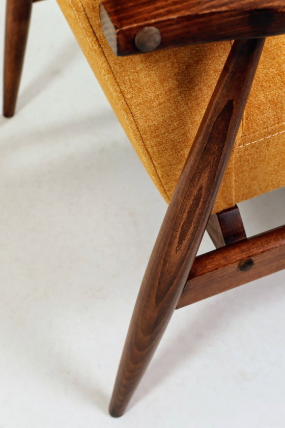 Image 1 of Poltrona in stile moderno di metà secolo color ambra, design Hermès di H.Lis.