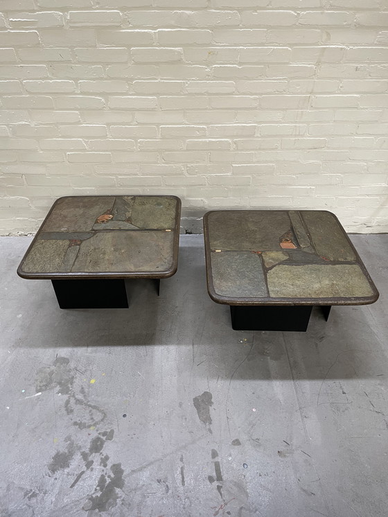 Image 1 of 2 tables d'appoint en pierre naturelle, Paul Kingma