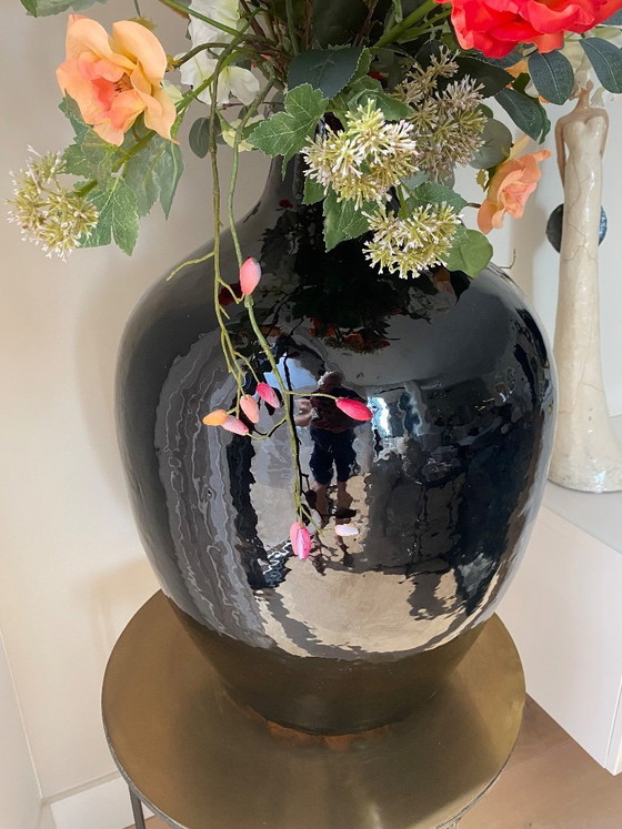 Image 1 of Vase en céramique noire