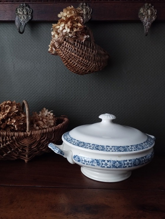 Image 1 of Longchamp "René" ijzerstenen soepterrine