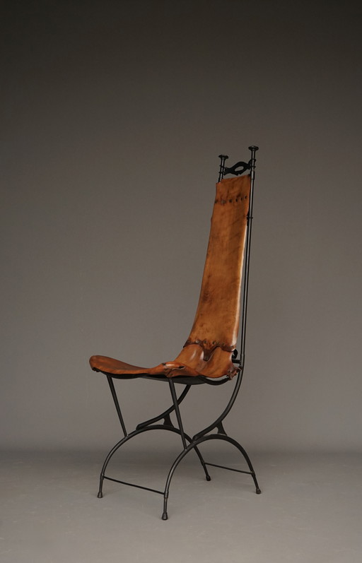 Chaise d'appoint en fer et cuir par Sido et François Thévenin, 1970