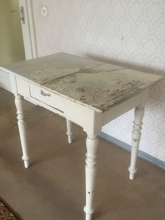 Image 1 of Incantevole tavolo antico vintage