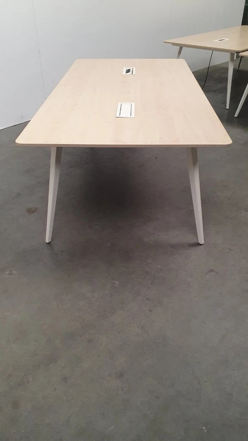 Table design modulaire hollandaise Gispen TEAM TM