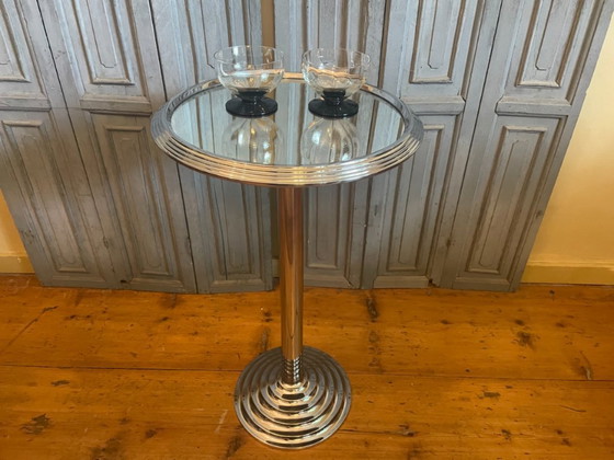 Image 1 of Table d'appoint/petite table française vintage