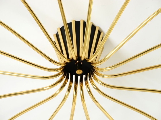 Image 1 of Bellissima ed enorme lampada da soffitto Sputnik in ottone, stile moderno di metà secolo, con 18 bracci | Ø 113 cm