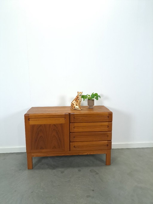 Danish design teak dresser Dyrlund