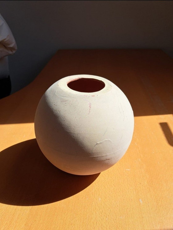 Decoratieve Bolvaas van Ongeglazuurd Aardewerk – Plantenbak, Ceramic (photo 4 of 5)