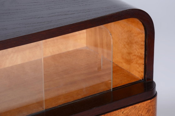 Vitrina Art Déco restaurada, de roble, arce y cristal, pulida, checa, década de 1930. – Armarios, Glass (photo 14 of 14)