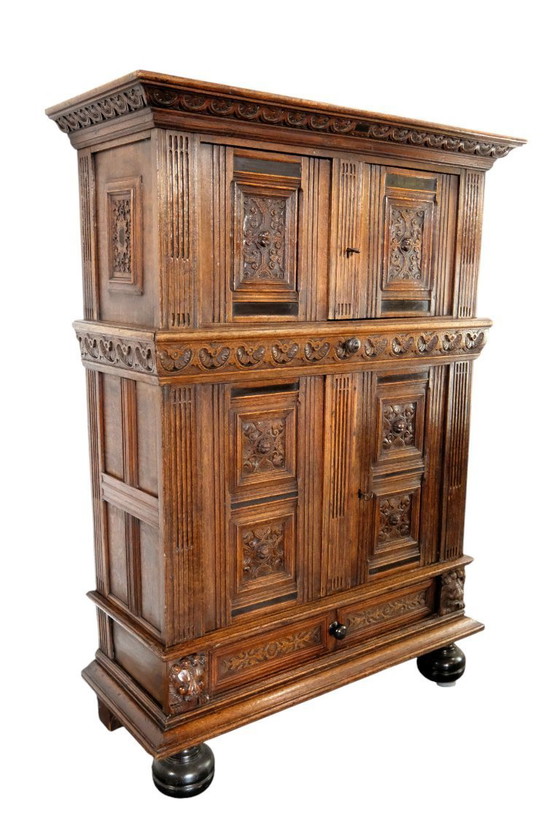 Image 1 of Fino armario Pilaster holandés del siglo XVII