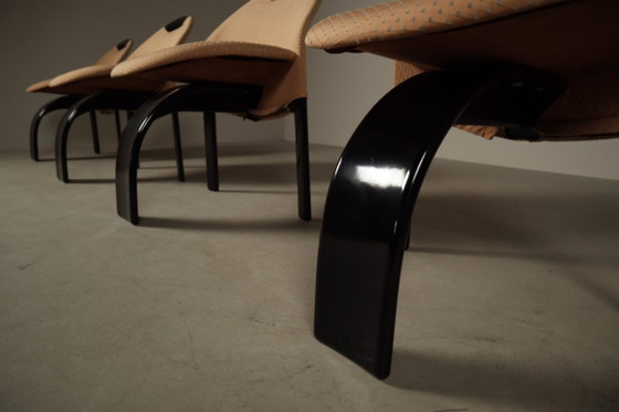 Ensemble de huit chaises de salle à manger « Voile » de Giovanni Offredi pour Saporiti Italia, 1973 – Plastic (photo 8 of 15)