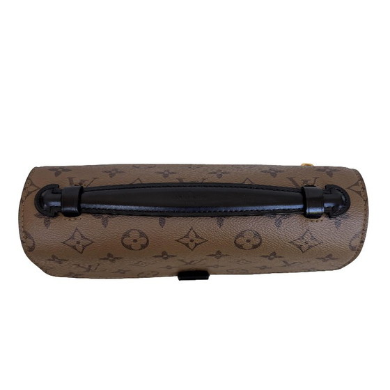 Louis Vuitton pochette metis – Borse a tracolla, Calfskin (photo 8 of 14)