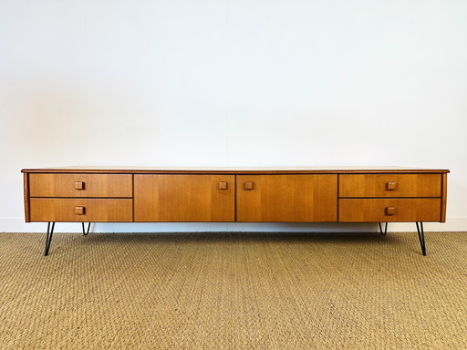 Scandinavisch dressoir van teakhout, 1960
