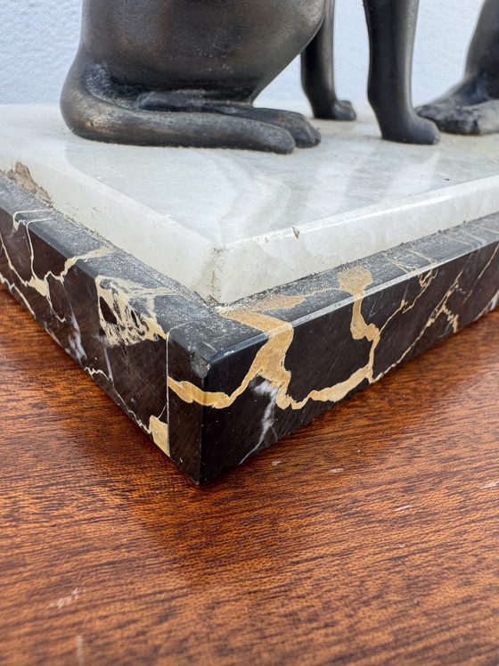 Image 1 of Statua di cane Art Déco in marmo e lega di zinco