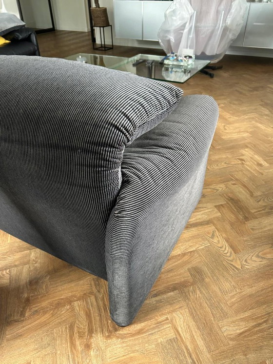 Image 1 of Cassina 675 Maralunga 3 Zits Bank