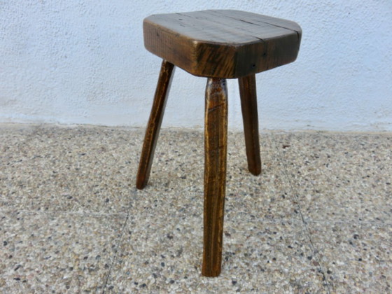 Tripod Farm Stool in Solid Wood, 50s 60s (photo 4 of 10)