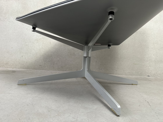 Design space lounge zetel - Fritz Hansen – Draaistoelen, Fiberglass, Aluminium, Vintage (photo 7 of 15)