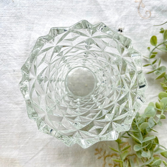 Kleine Vintage Glazen Vaas met Geometrisch Patroon – Vazen (photo 7 of 9)