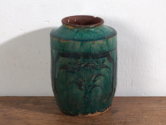 Antieke Chinese vaas met plantaardige details (ca. 1820) #11 – Vazen, Ceramic (photo 35 of 40)