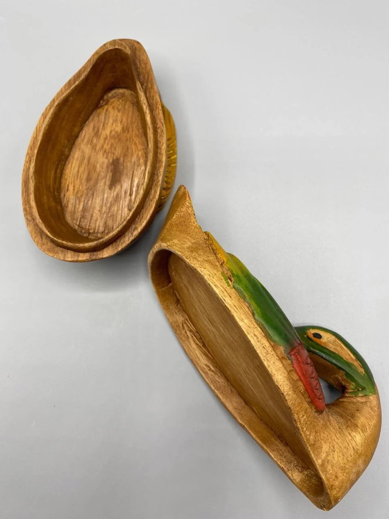 Ambachtelijk handbeschilderde, uit hout gesneden doos in de vorm van een wilde eend – Decoratieve objecten (photo 4 of 8)