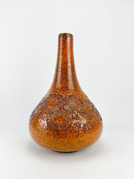 Elisabeth Vandeweghe - Perignem - Vase mit Blumendekor - glasierte Keramik - Orange