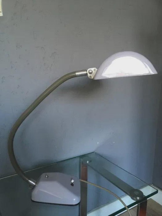 Lampada da scrivania Helo Neuburg, metallo laccato grigio chiaro, Germania, anni '60, Lampade da tavolo, 1960 (foto 5 di 8)