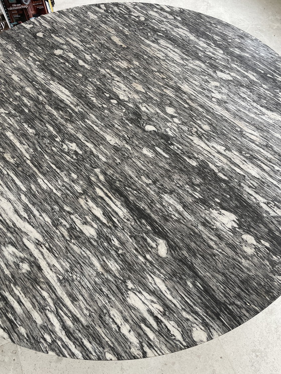 Image 1 of Table basse postmoderne