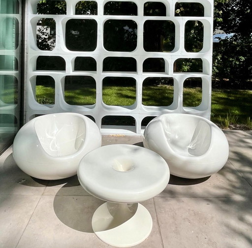 2 Pastil chairs wit Eero Aarnio Asko 1967