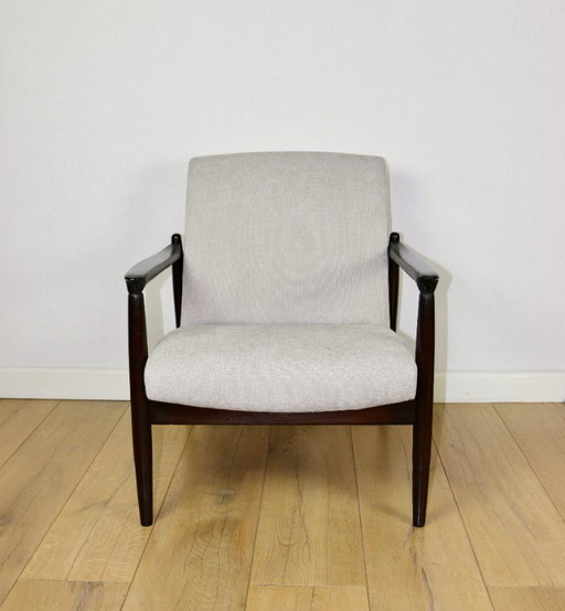 Poltrona beige chiaro Boucle GFM-64 attribuita a Edmund Homa, anni '70