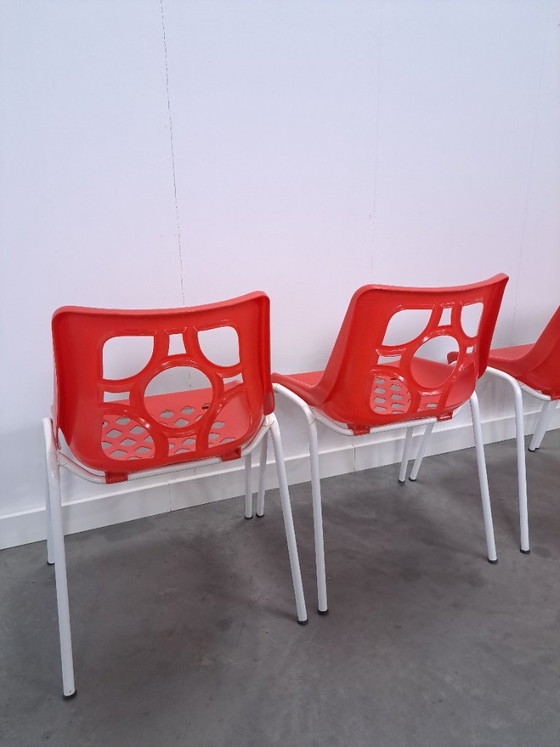 Image 1 of Set jaren 70 DDR rode kunststof tuinstoelen