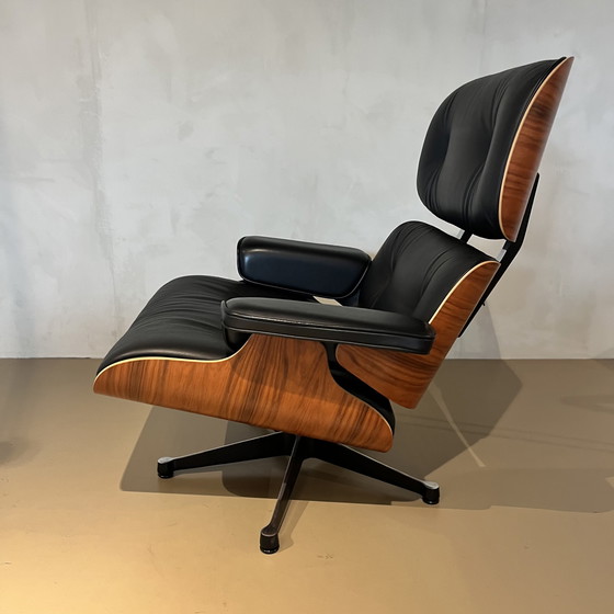 Image 1 of Vitra Eames lounge chair incl. ottoman - santos palissander XL