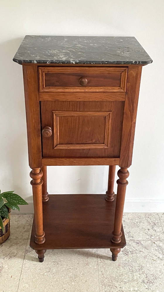 Image 1 of Antiker Nachttisch aus Holz und Marmor