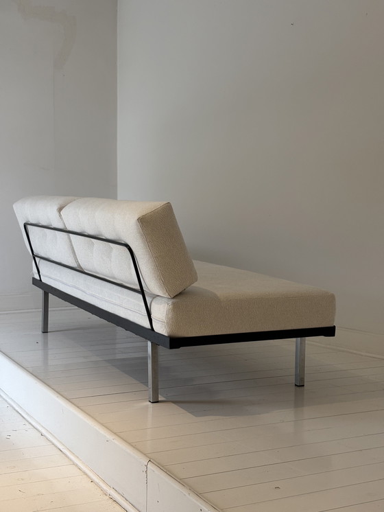 Image 1 of Divano dal design modernista – Completamente rivestito con Pierre Frey