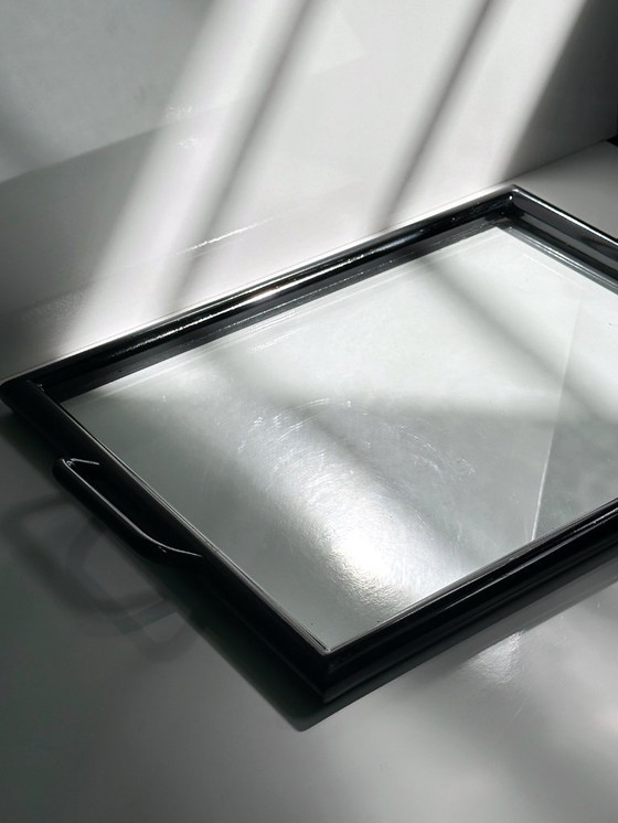 Image 1 of Plateau italien 1980 Vintage Bois Verre 80 Plateau de service Italian Modern Plateau de service en bois laqué