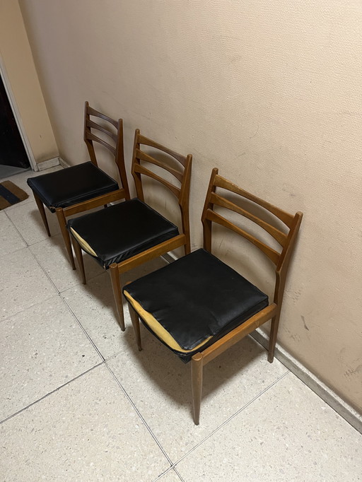 Set of 3 Scandinavian style chairs
