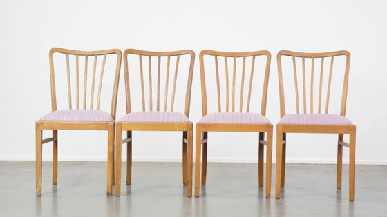 4 chaises de salle à manger vintage des années 70, avec assise en tissu et structure en bois. – Wood (photo 2 of 13)